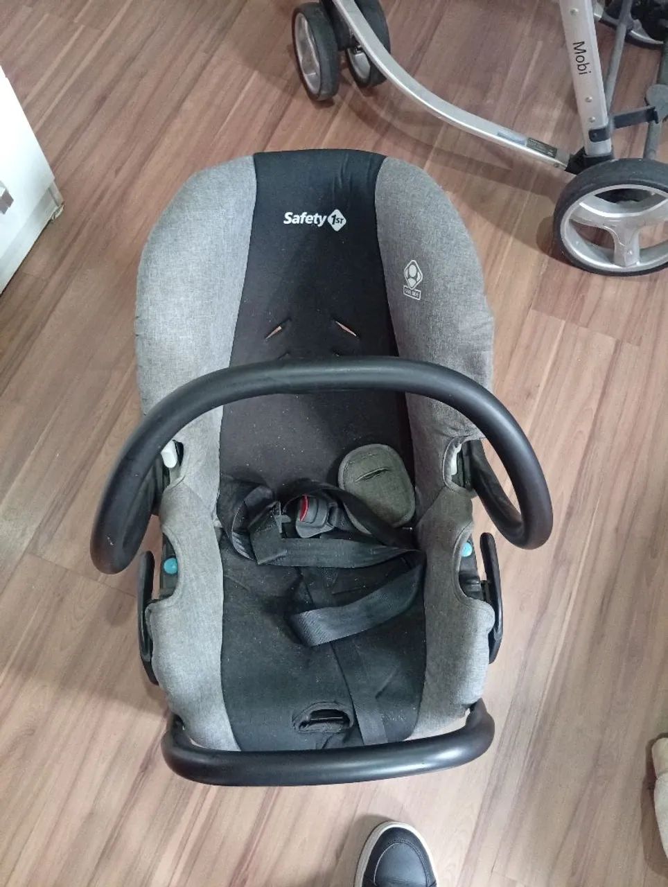 Bebê conforto safety preto com cinza  - Foto 5