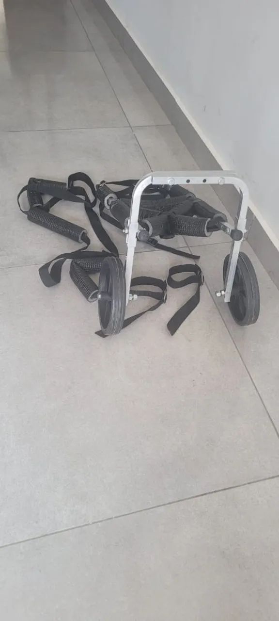 Cadeira de rodas para cachorro  - Foto 3