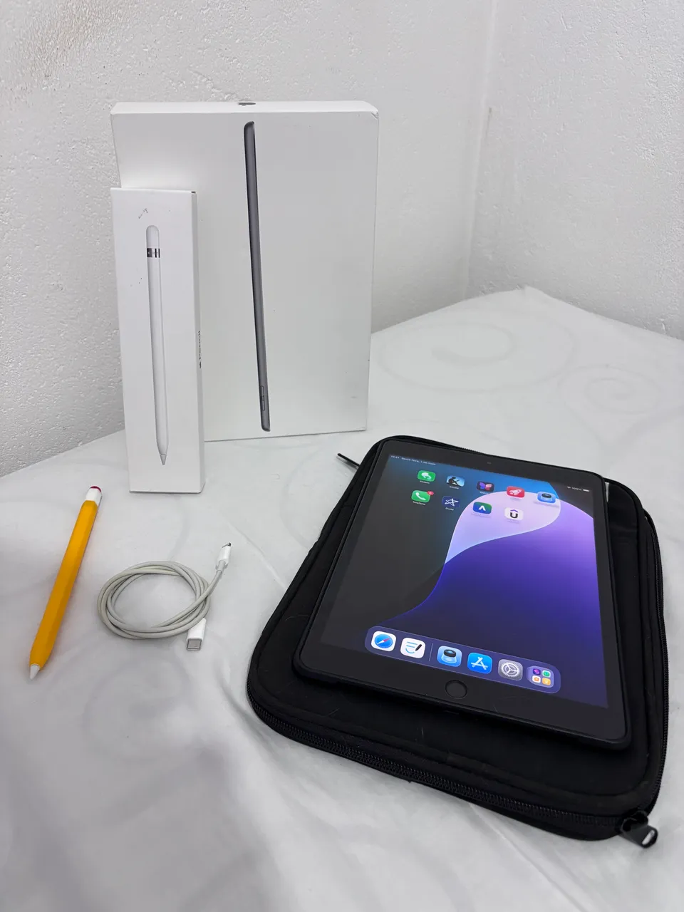 iPad Air 256 GB com Apple Pencil original - Celulares e