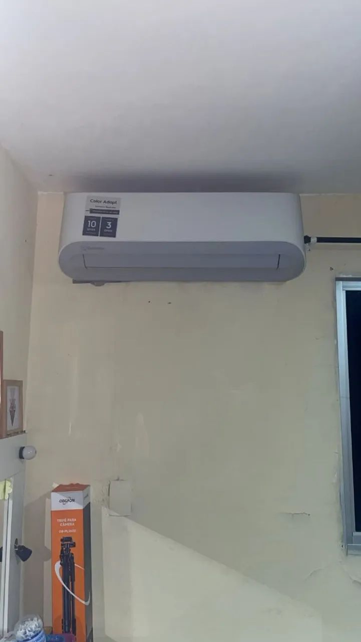 Ar condicionado Eletrolux usando apenas em 5 meses e funcionando perfeitamente 