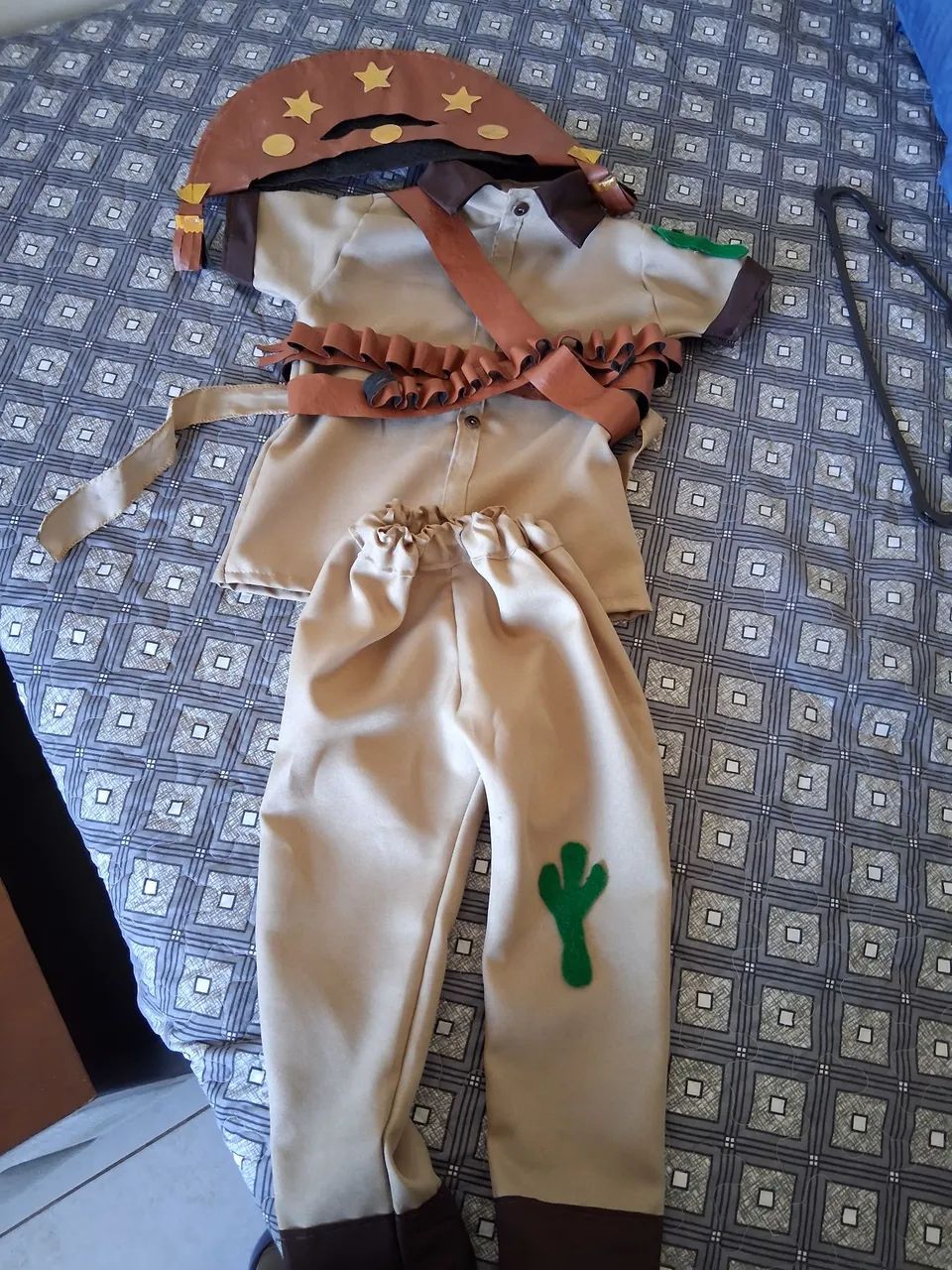 Conjunto junino de lampião criança 04 anos 