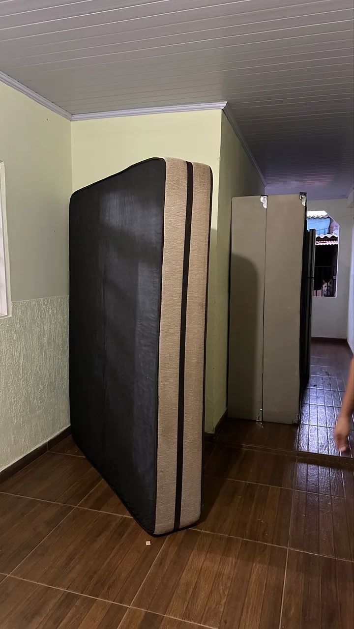 Cama box queen 