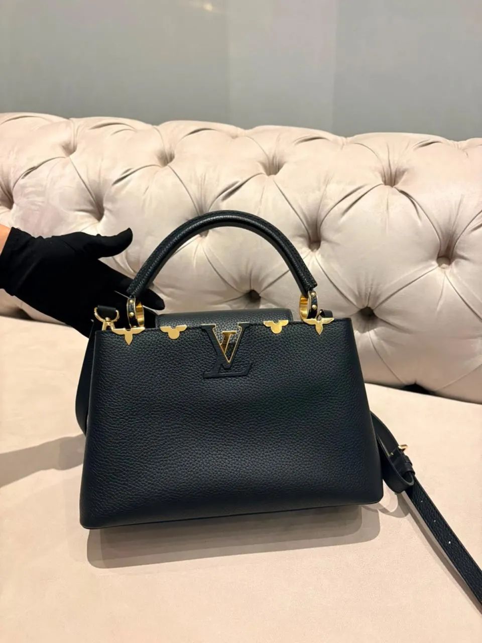 Bolsa Louis Vuitton - A Capucines mm
