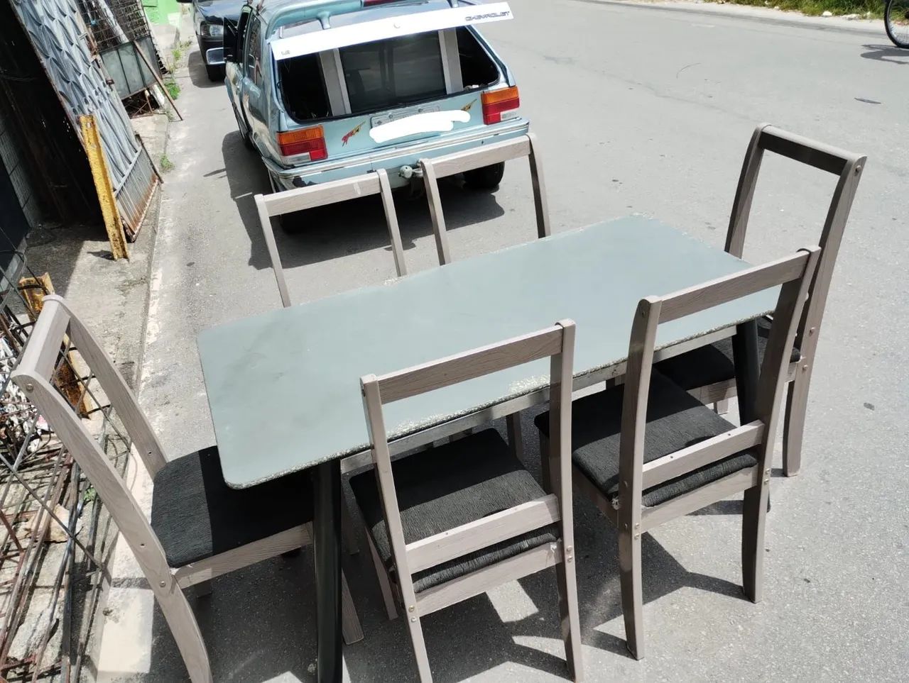 Mesa de jantar de metal de 6 cadeiras. - Foto 2
