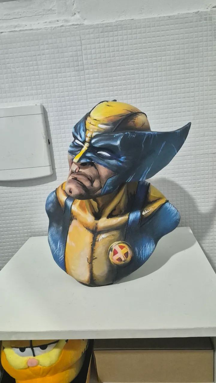 Busto wolverine 30x40cm aprox - Foto 3