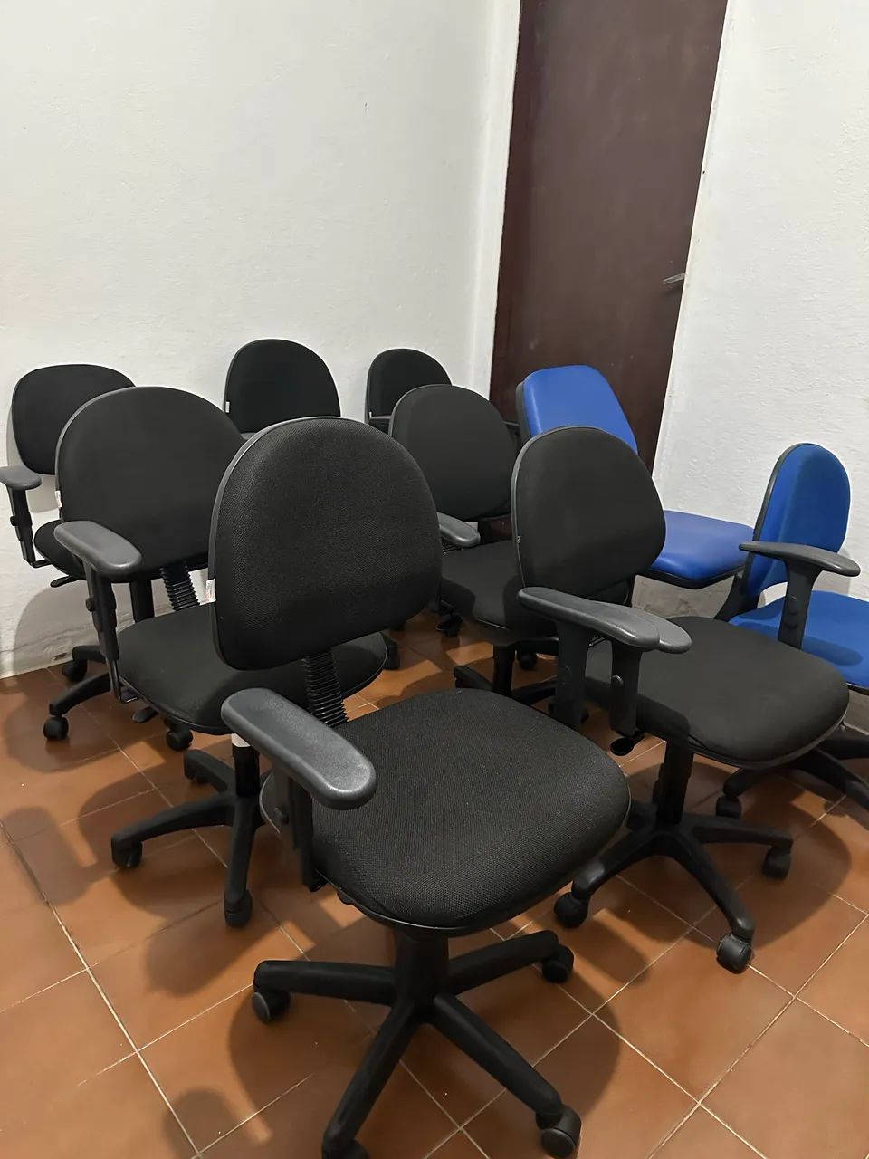 Cadeiras de Escritório - Foto 3