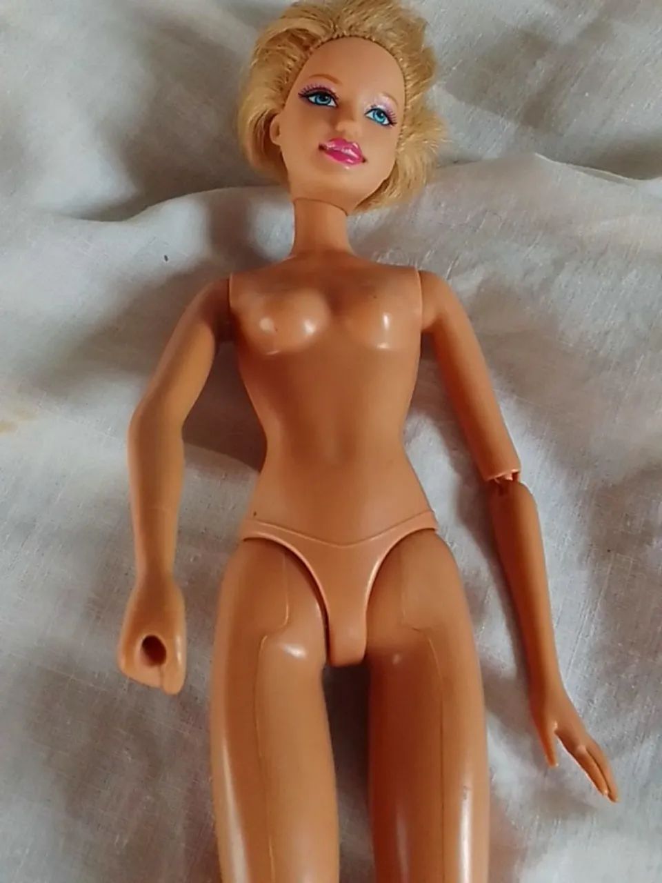 Boneca Barbie da Mattel 2007 articulada - Foto 4