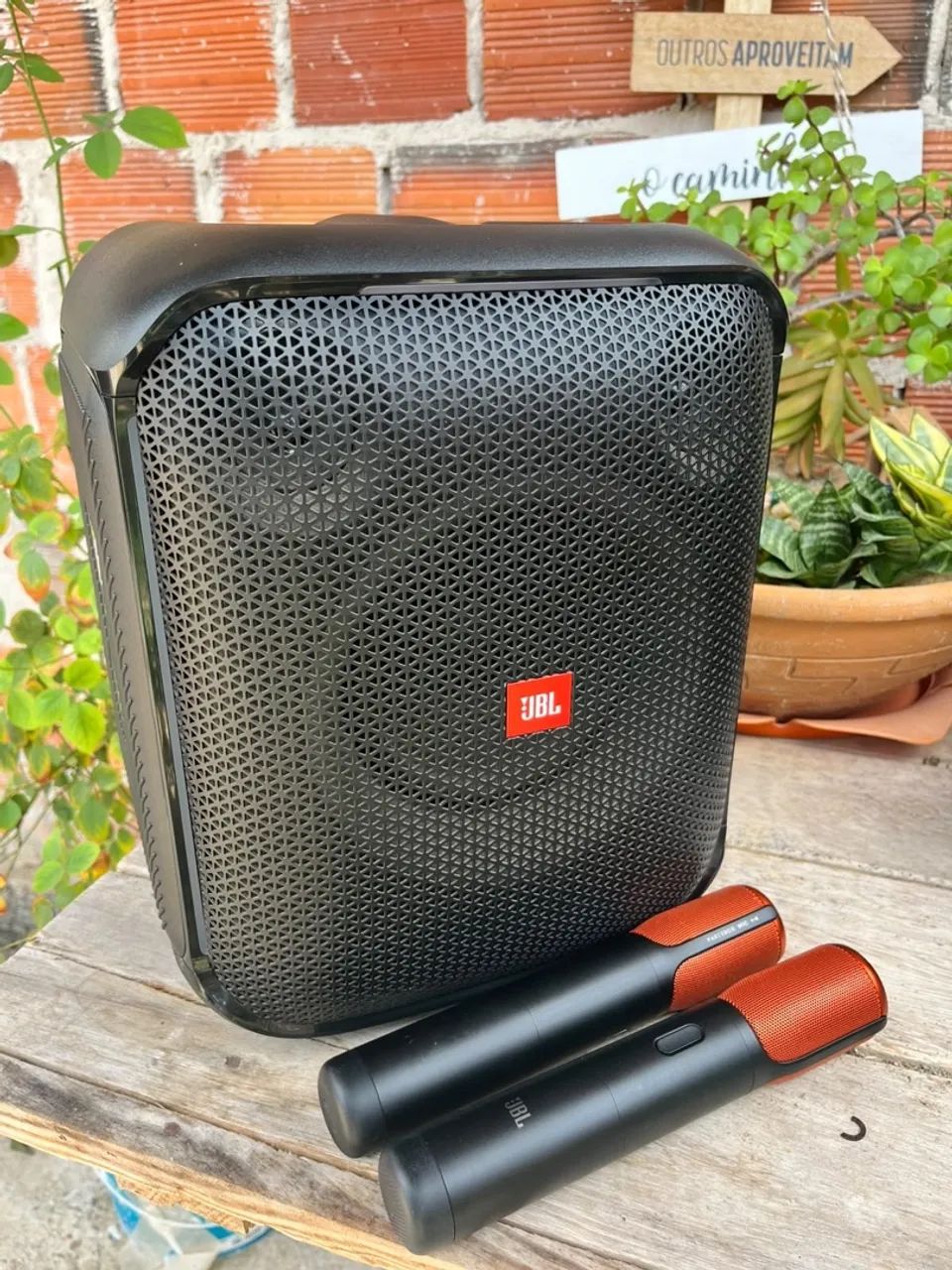 JBL Partybox Encore 
