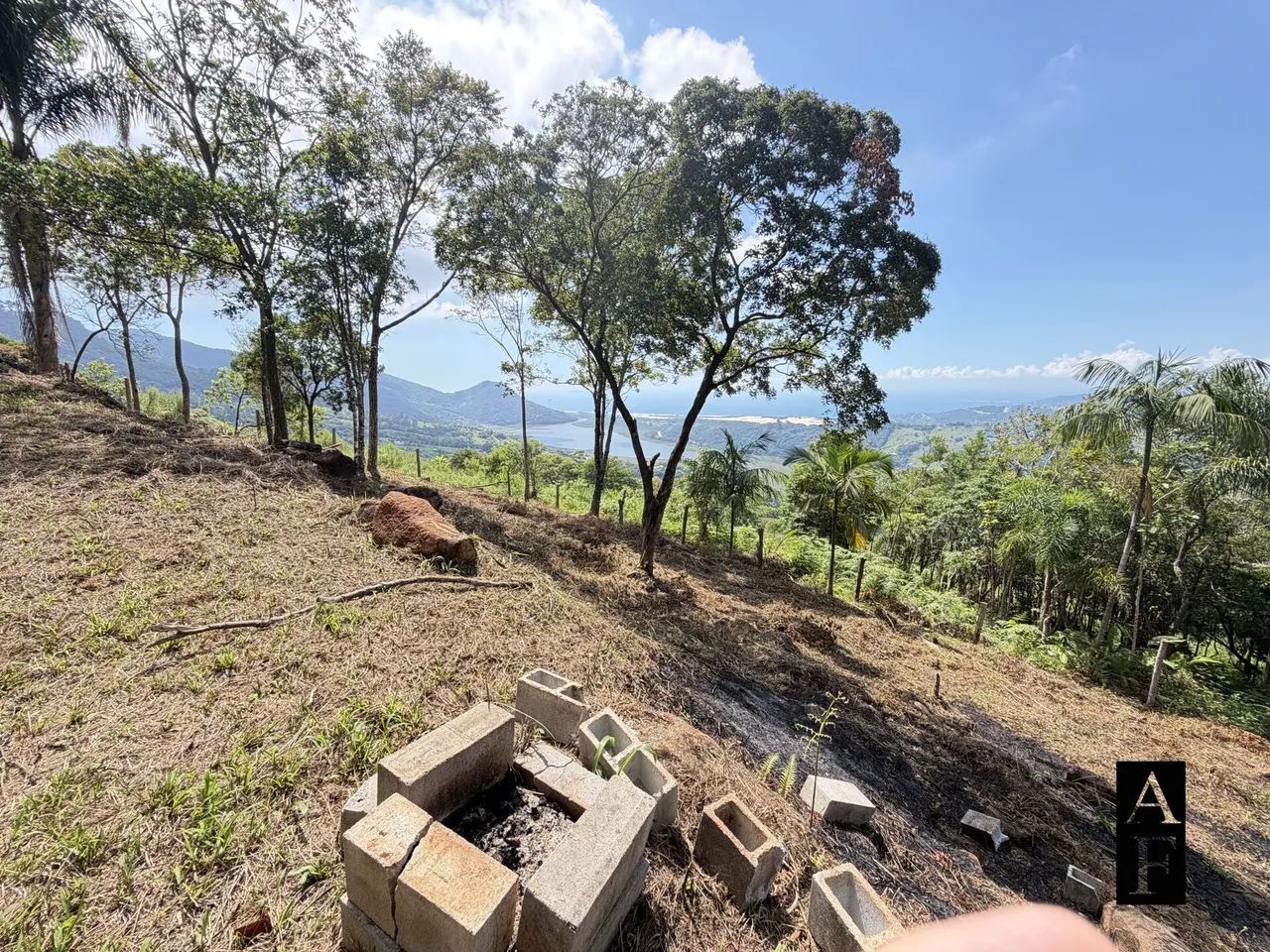 Terreno Vista Mar e Lagoa em Garopaba SC - Foto 4
