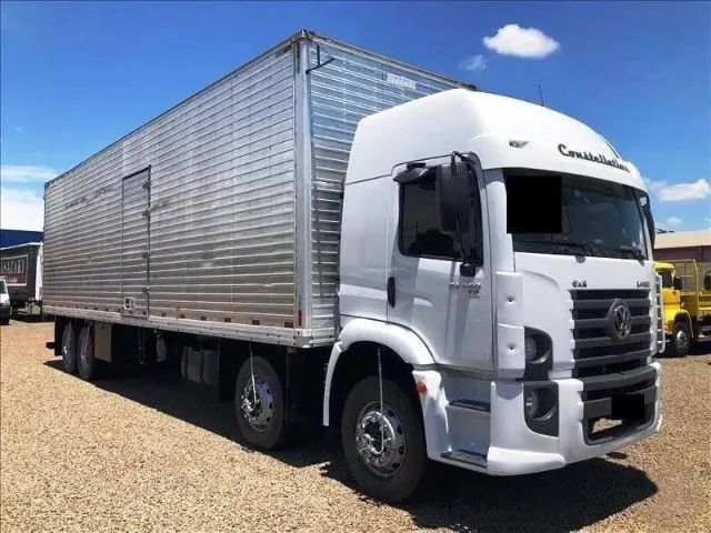 24280 Baú Bitruck 2018. 
