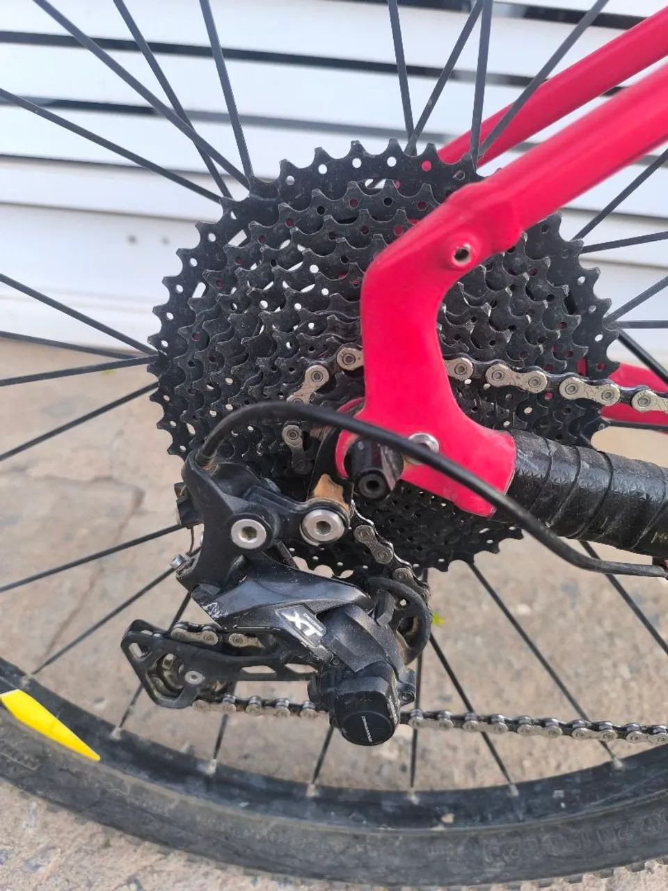 Bike Specializer roknopper aro 29 com suspensão SID original  - Foto 3