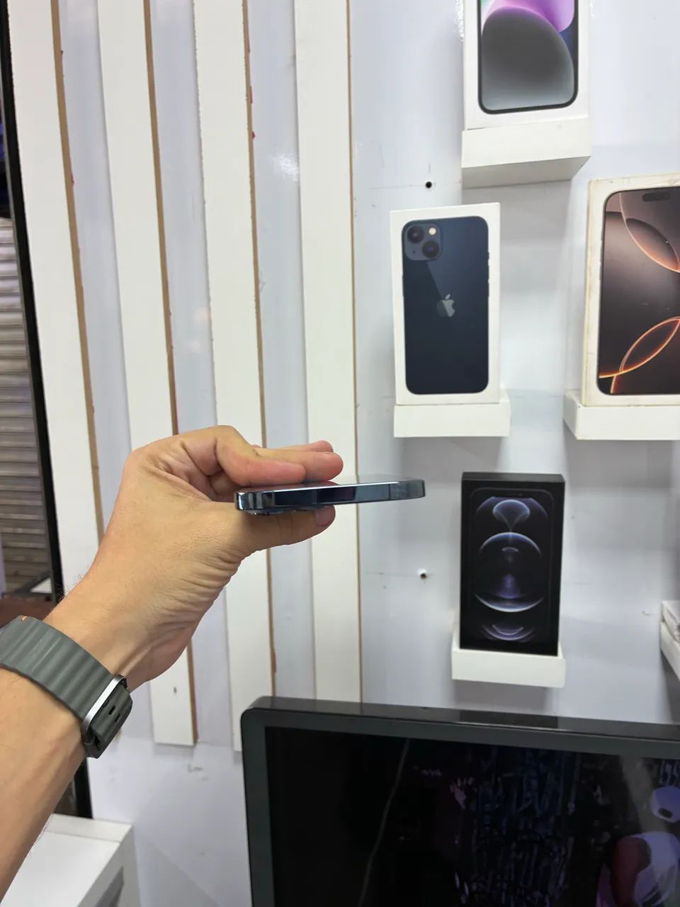 IPHONE 12 PRO MAX - 128GB  - Foto 5