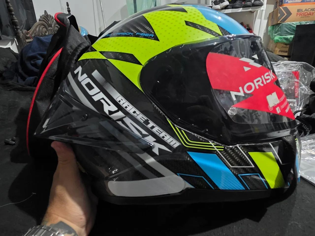 Capacete Norisk Carbon R Team 61 - Foto 4