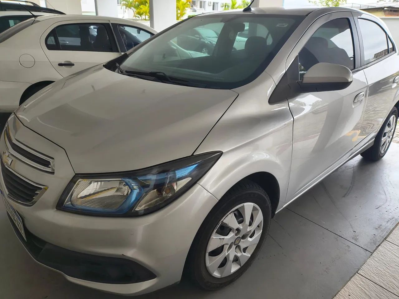 Chevrolet Onix Hatch LT 1.4 8V Flex Power Mec. 4P 2013 - Foto 2