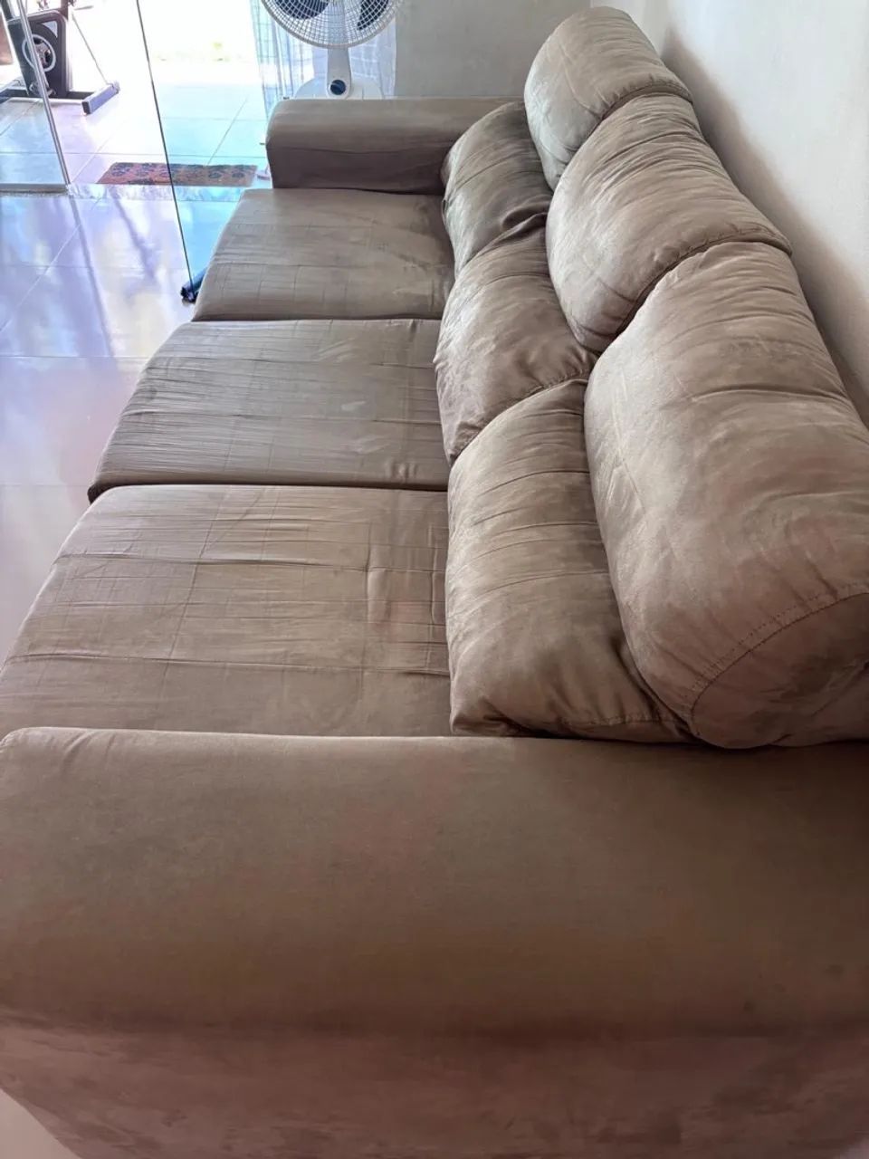 Vendo sofá retrátil 2 metros  - Foto 2