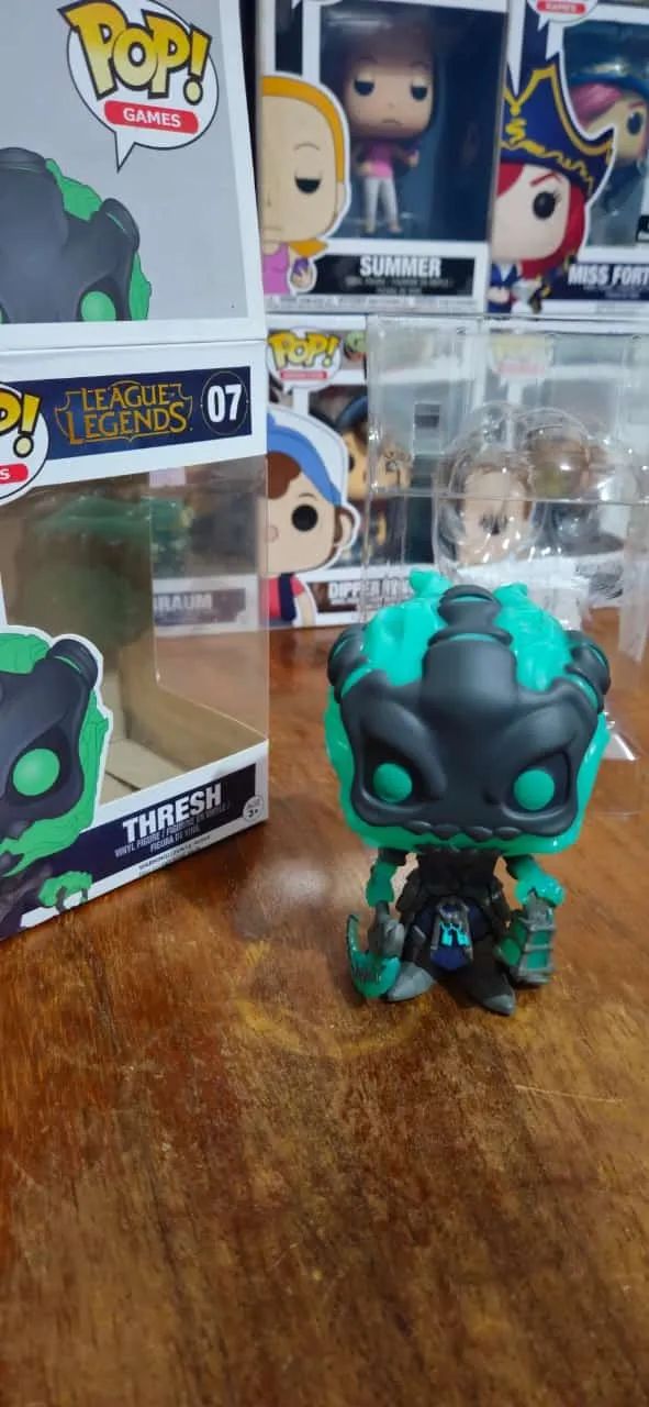  Funko POP Thresh (League Of Legends) 07 Edição Limitada e VAULTED  - Foto 3