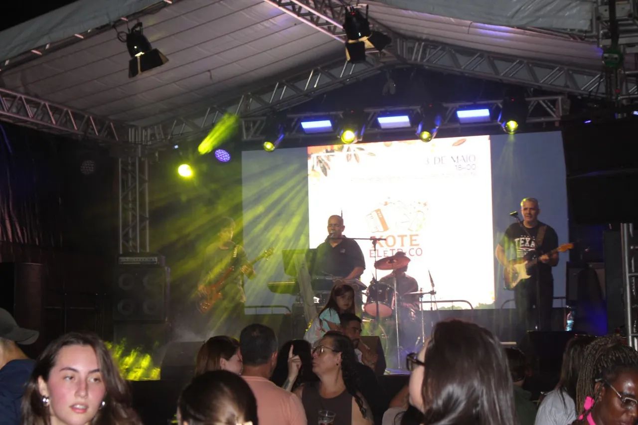 Banda Xote Elétrico - Forró pé de serra/xote  - Foto 2