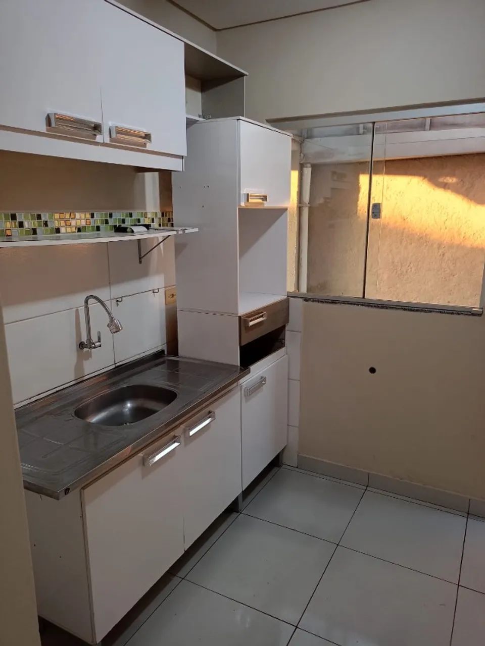 DIRETO COM O PROPRIETÁRIO - Casa com terreno amplo, bem localizado e IPTU incluso.