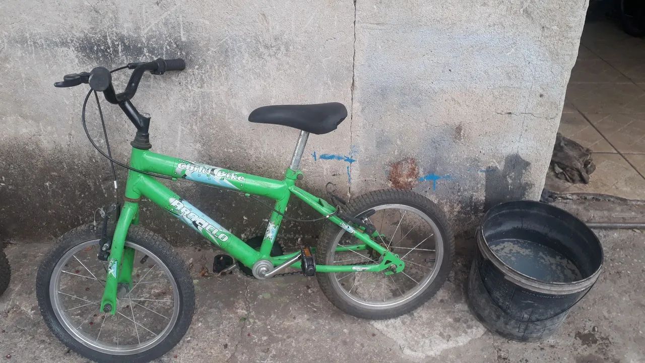 Bicicleta  infantil  menino   - Foto 2