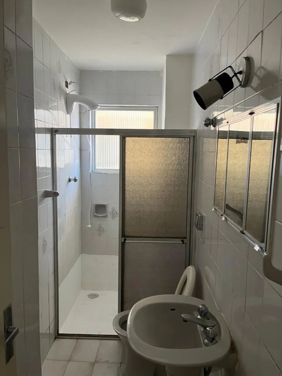 APARTAMENTO CENTRAL 2 DORMITÓRIOS - Foto 4