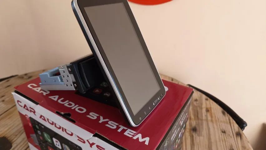 Multimidia Android 13 Retrátil 10 polegadas