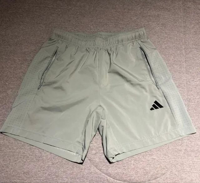 shorts adidas workout essentials base verde - Foto 5