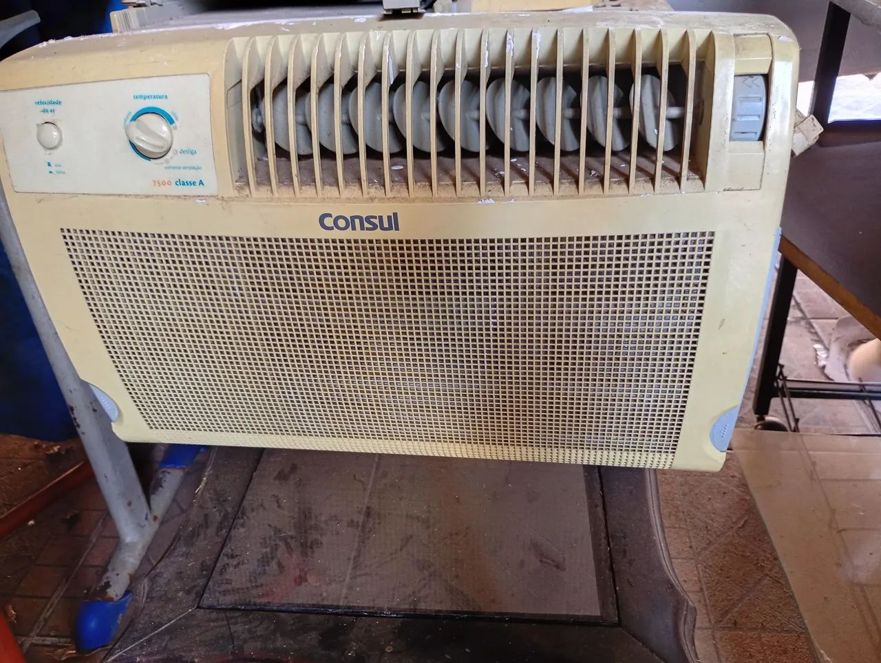 Ar condicionado de janela Consul 