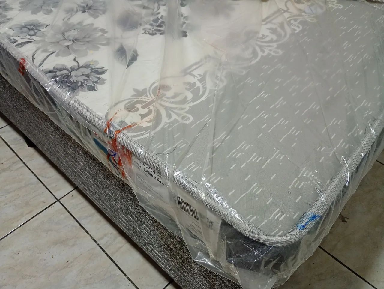 Cama box solteiro e colchão novo - Foto 2