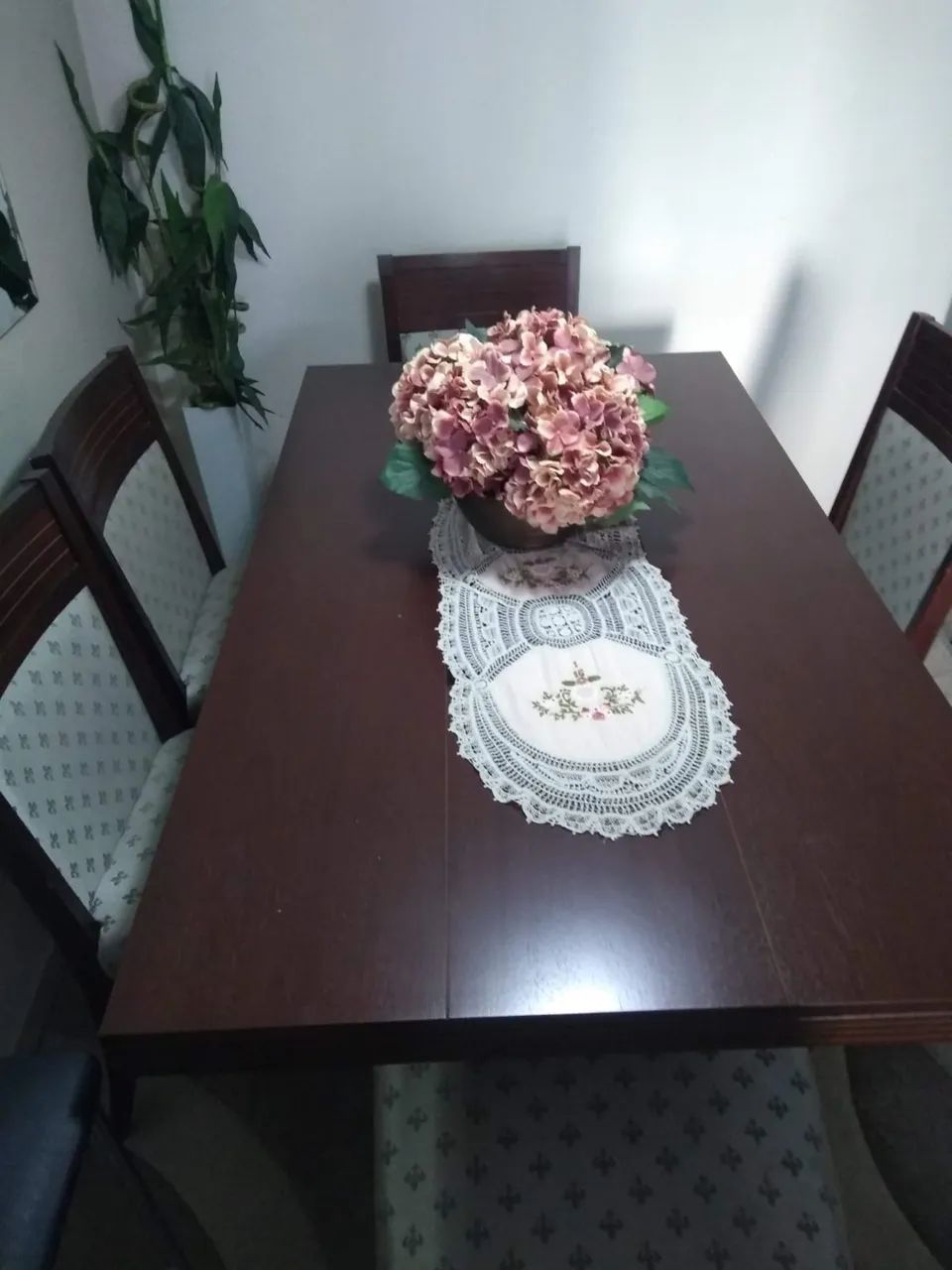 Mesa de Jantar + 6 Cadeiras - Foto 4