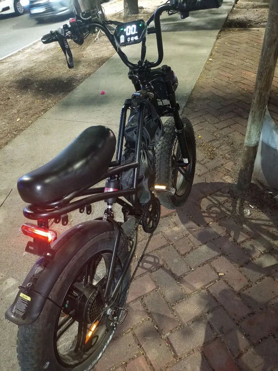 Bicicleta elétrica TOMATE 750w - Foto 2