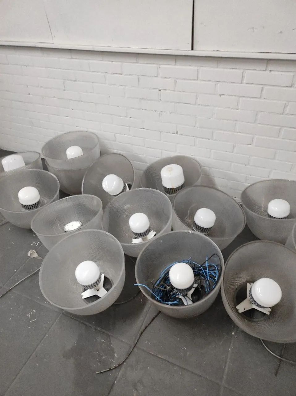 Vendo luminária bell