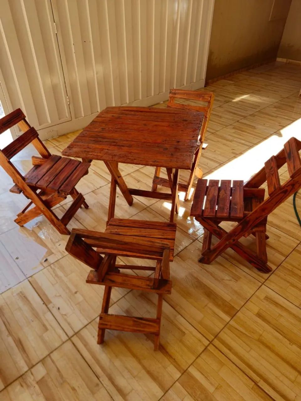 Mesa com cadeira e bistrô  - Foto 2