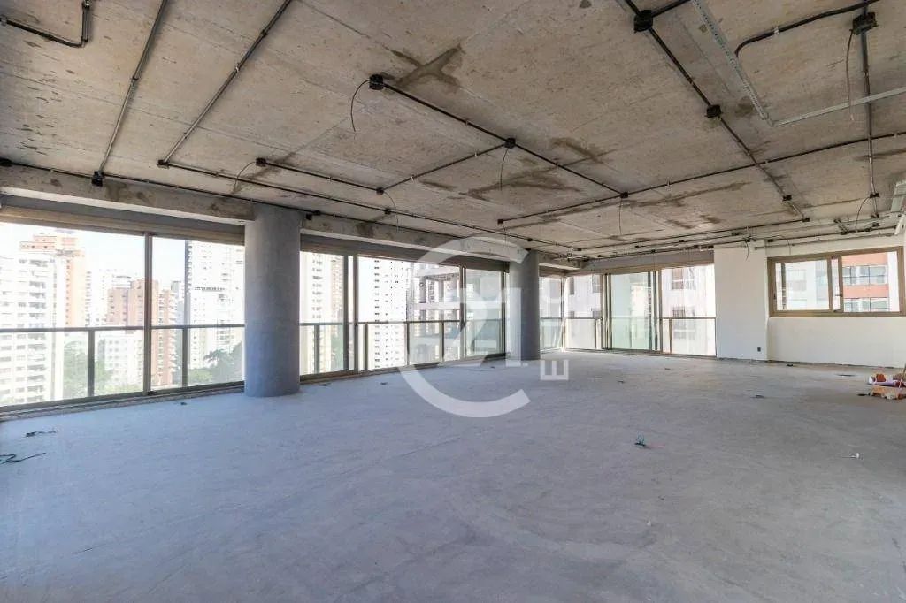 Vila Nova Conceição, novo, 4 suítes, 359 m²