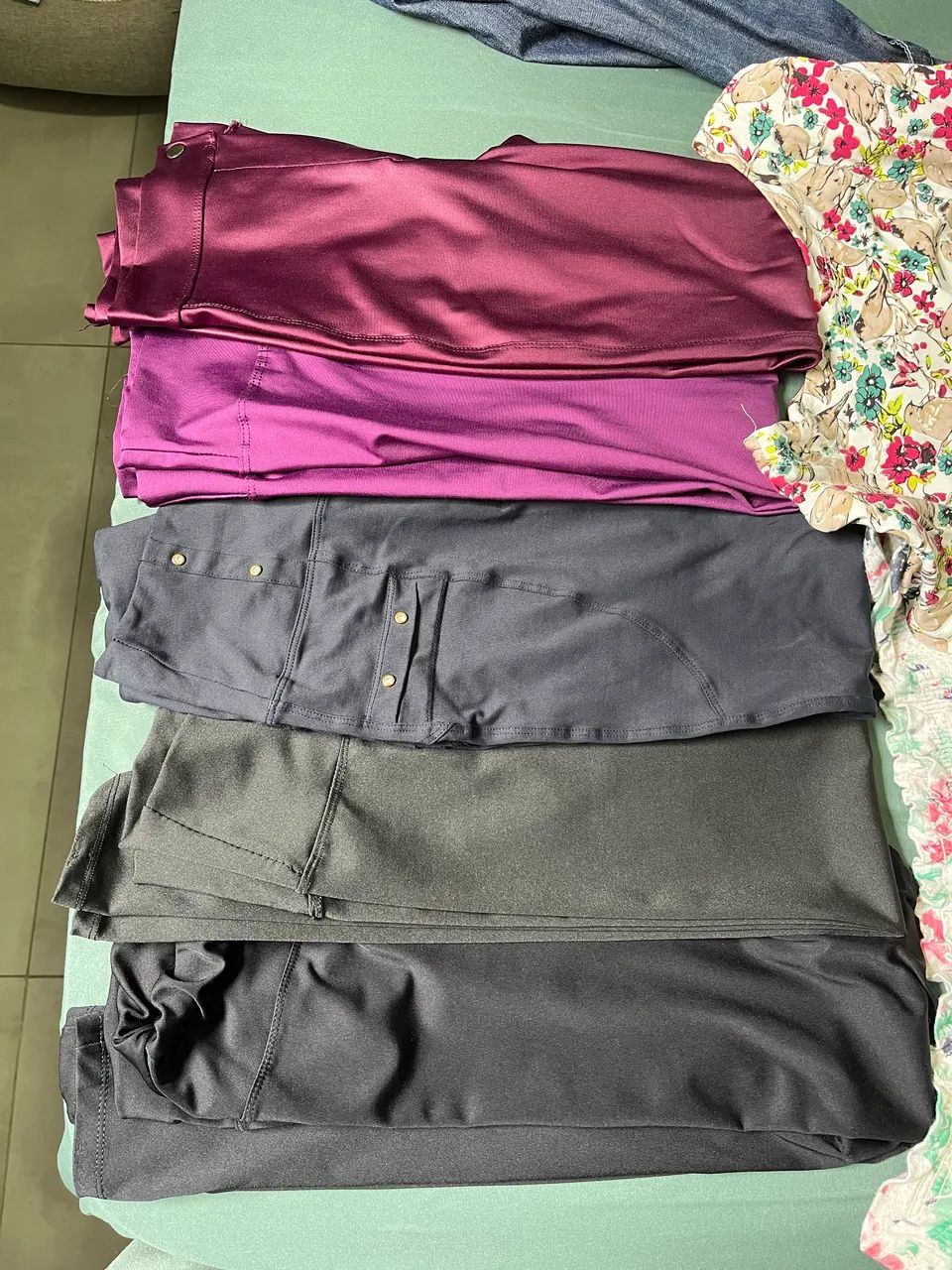 Lote Roupas semi-novas - Foto 5
