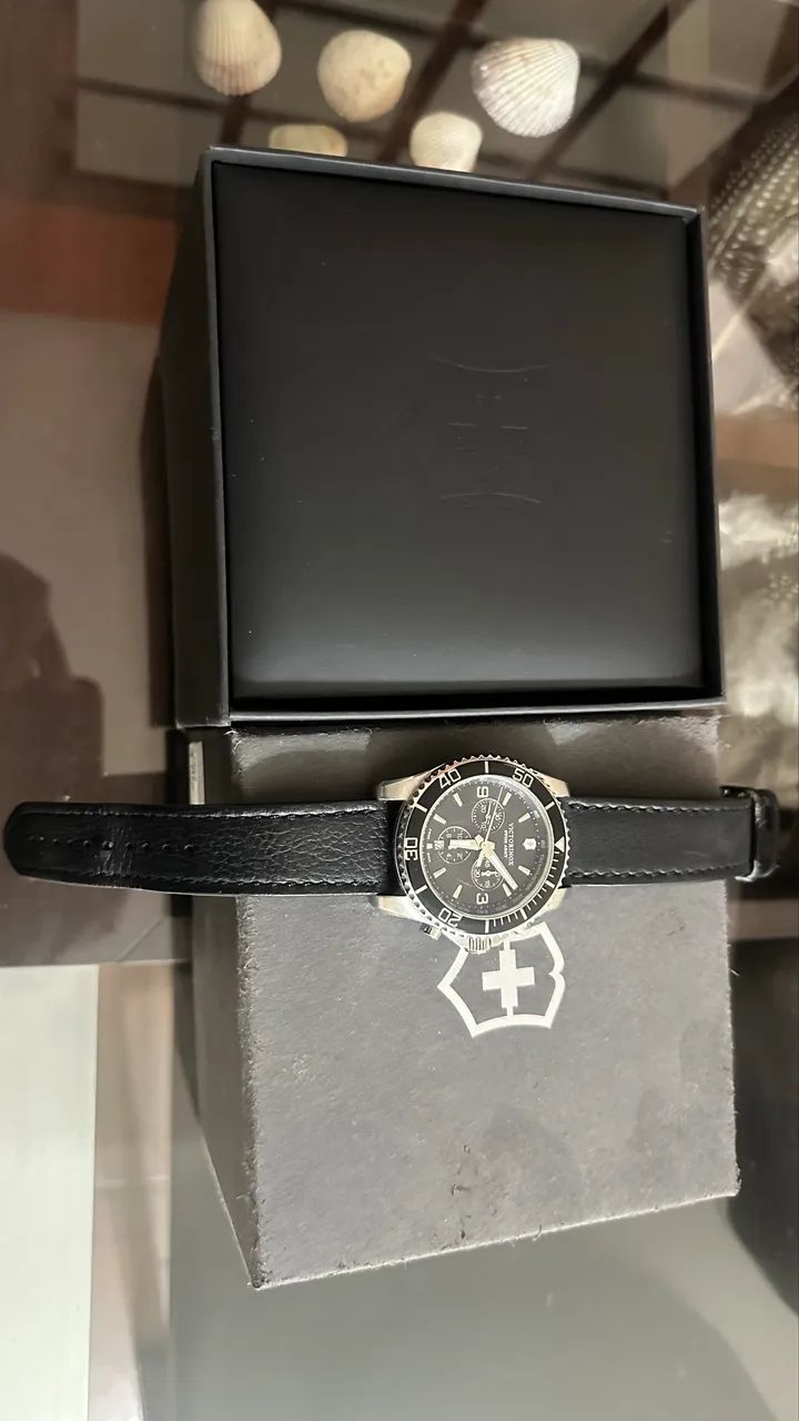 Relógio VICTOR INOX - em excelente estado com nota e caixa do produto. - Foto 4