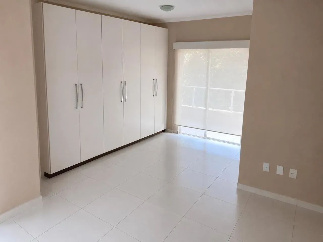 casa 2/4  abrantes nao tem mobilia e piscina
