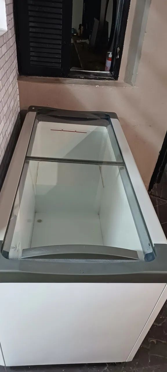 Frezzer metalfrio - com tampa de vidro e com led  - Foto 2