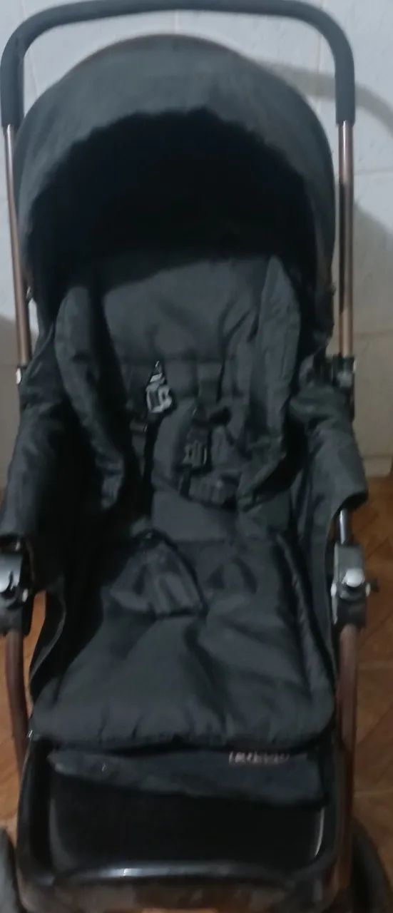 Carrinho e bebe conforto