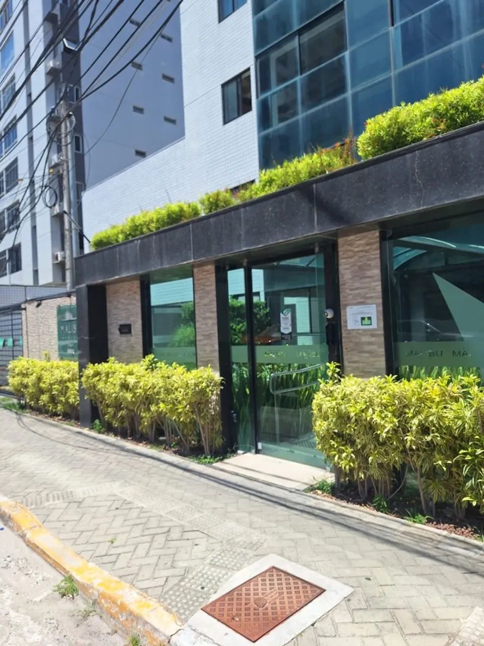 Edifício Malibu - Alugo - R$ 2.700 com todas as taxas inclusas. - Foto 2