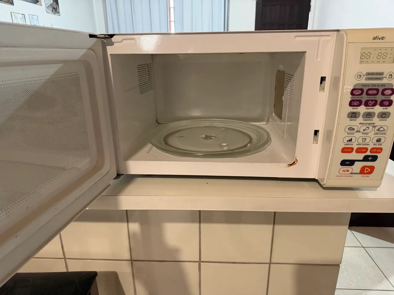 Microondas Brastemp 30 Litros - Foto 2