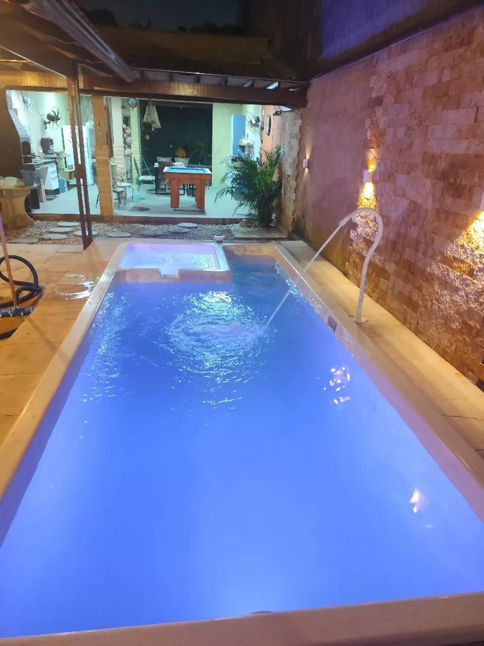 Espaço com piscina a venda 