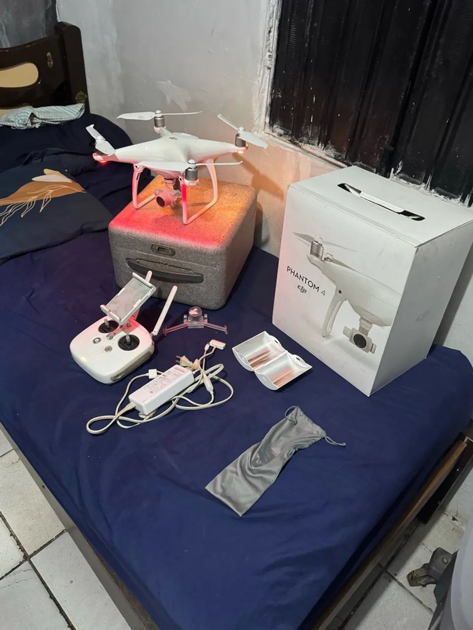 Drone Phantom 4 advanced, obs não dá vídeo tem que trocar cabo flat - Foto 2