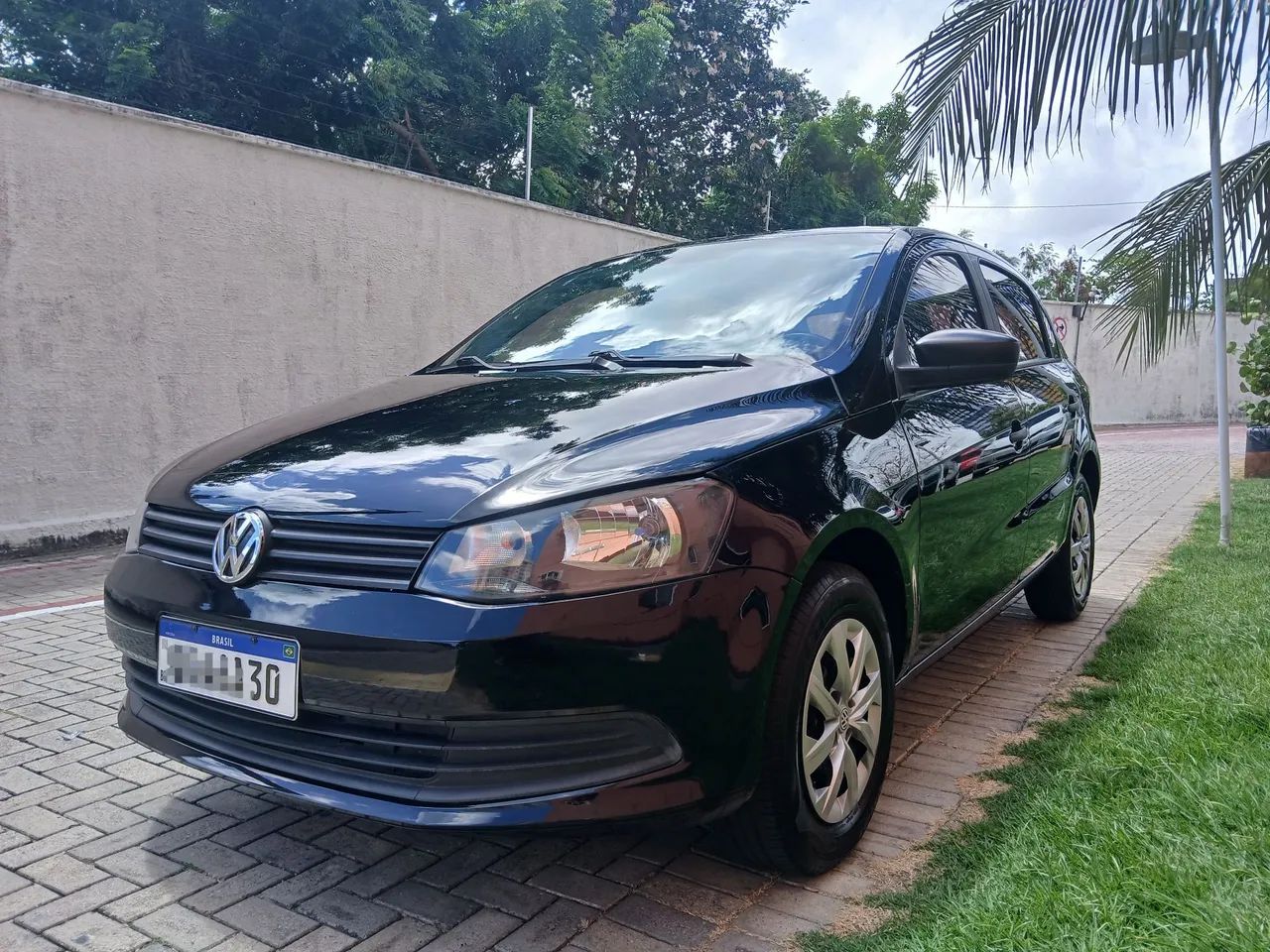 Volkswagen Gol GOL TRENDLINE 1.0 T.FLEX 8V 5P 2015