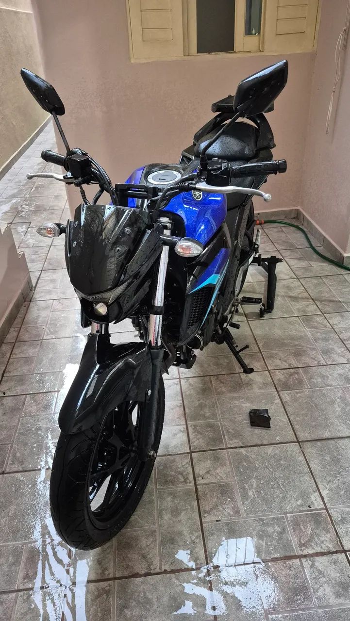 FZ25 ABS 2024 - Foto 4