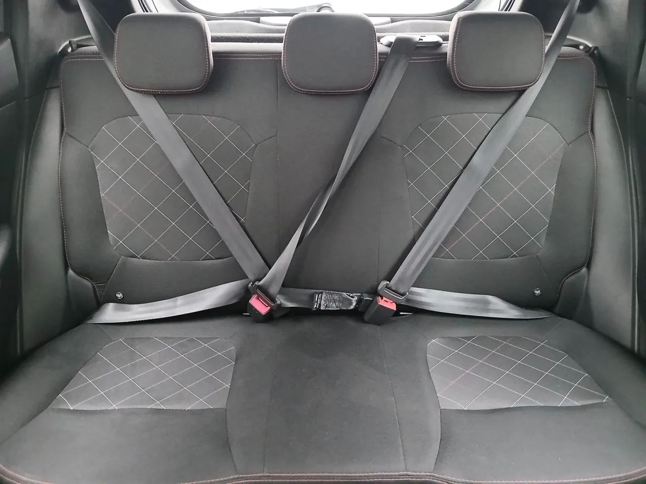 Renault Kwid 1.0 Zen, foto 17 de 17