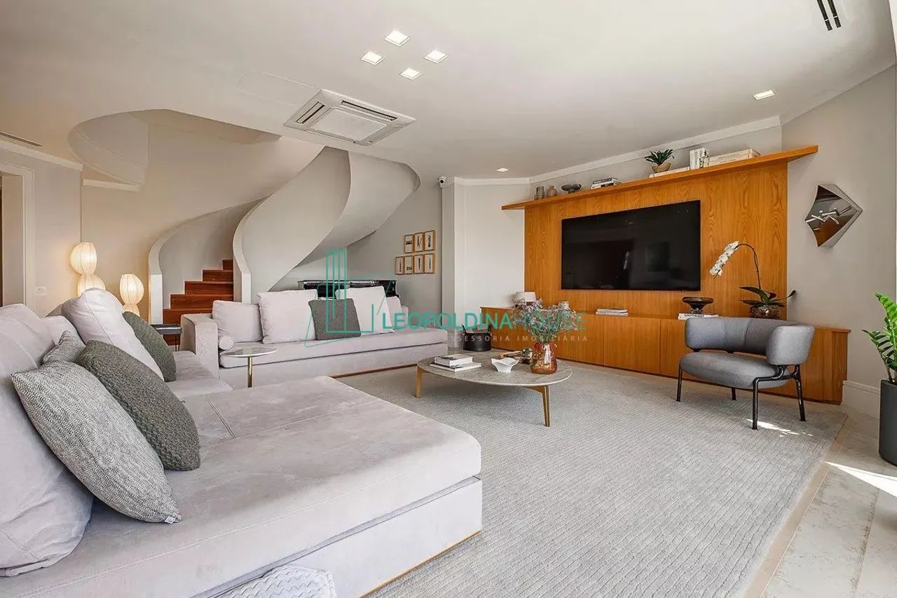 Cobertura 555m² para venda e locação no Alto de Pinheiros