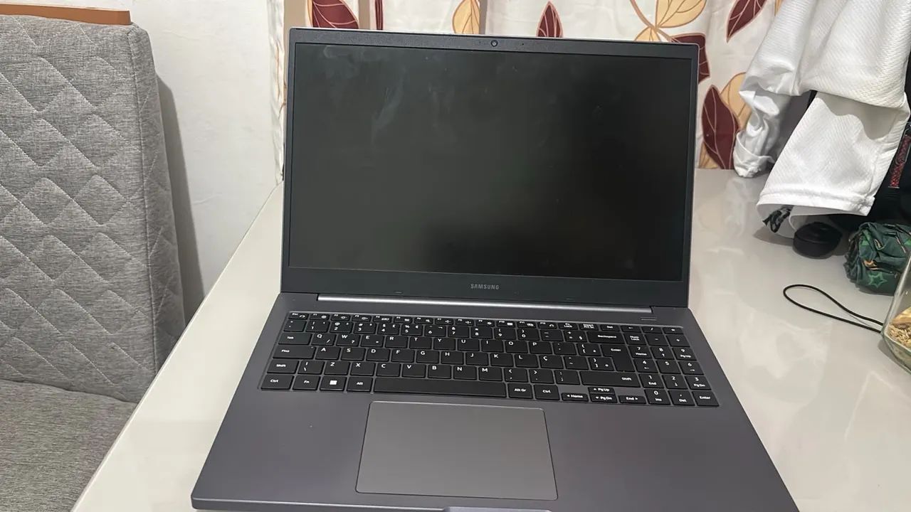 VENDO NOTEBOOK GALAXY BOOK 4 - Foto 3