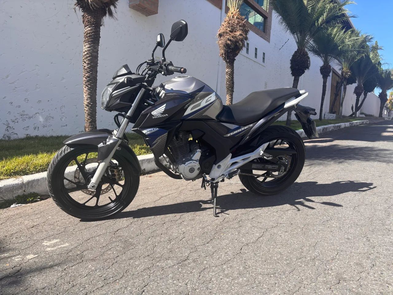 CB 250 Twister - Foto 2