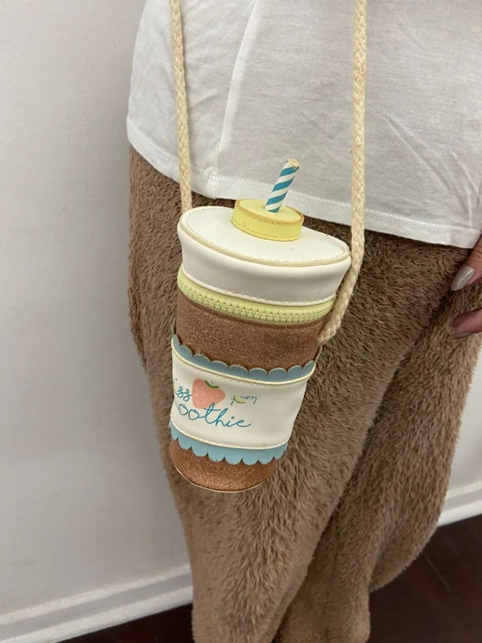 Bolsa Milk Shake da Zara usada mas Original - Se gostou, faça uma proposta - Foto 3