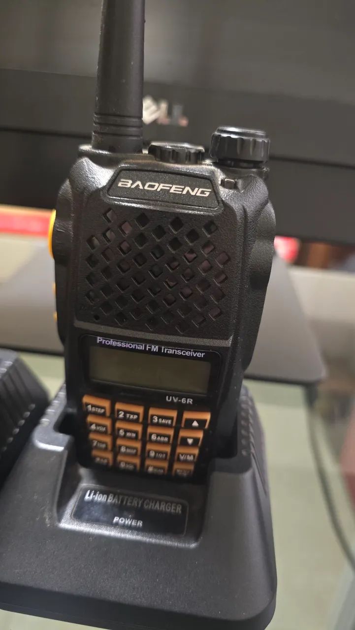 Radio Baofeng UV-6R Walk talk - Foto 3